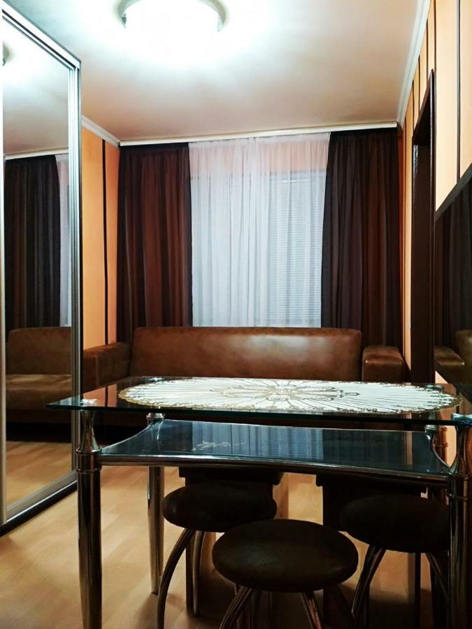 Studio Krivoy Rog Luaran gambar